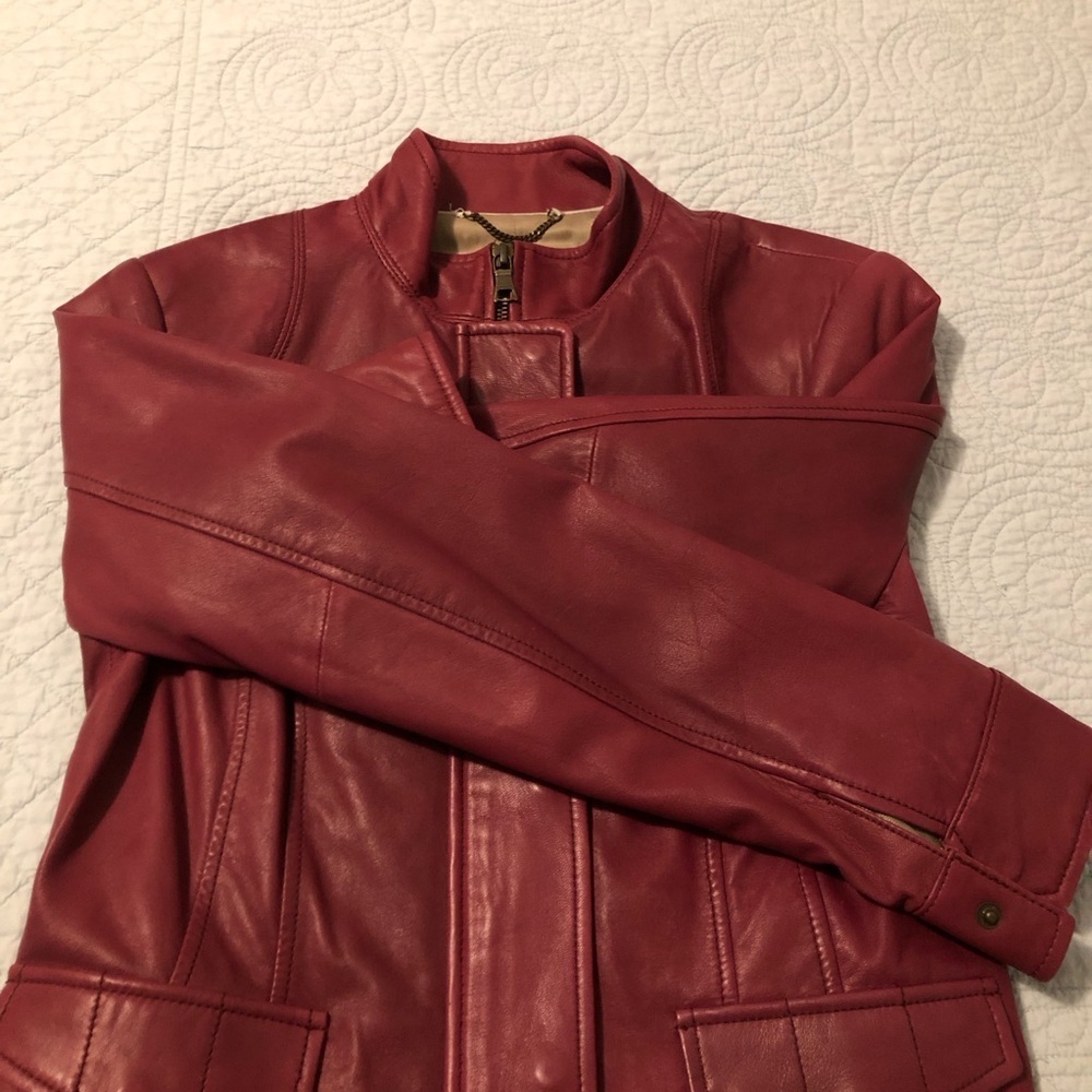 Banana Republic leather jacket. Size small. - Picture 6 of 14